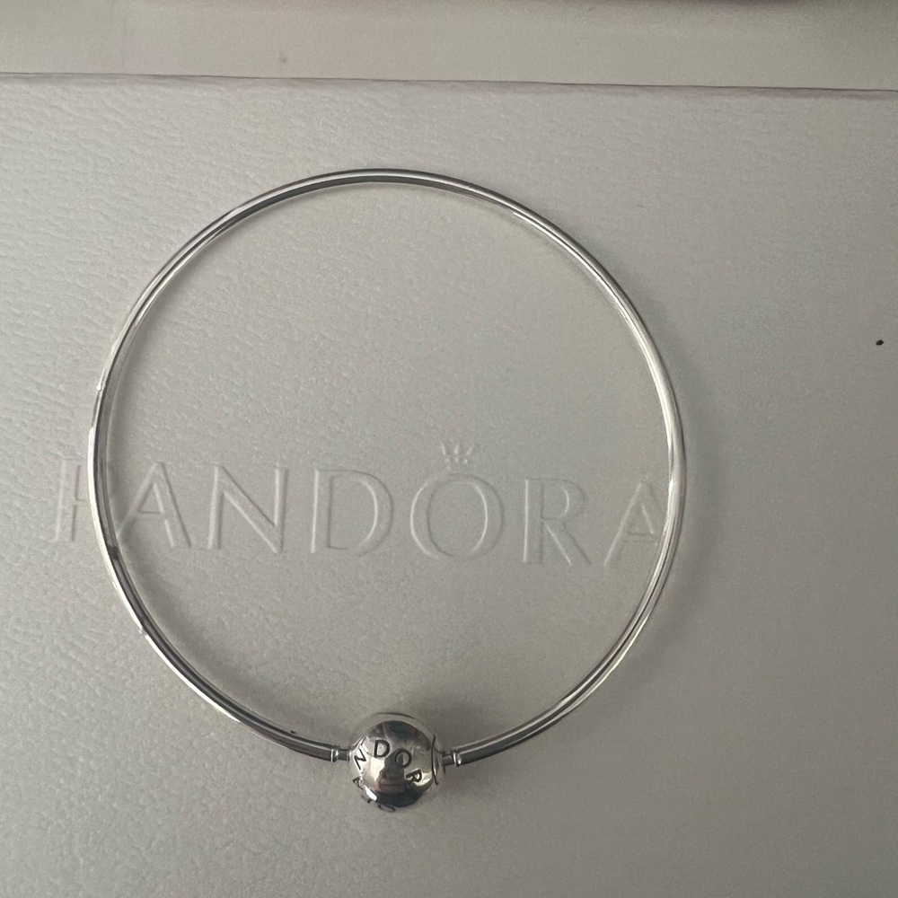 Pandora ESSENCE Silver Bangle Bracelet